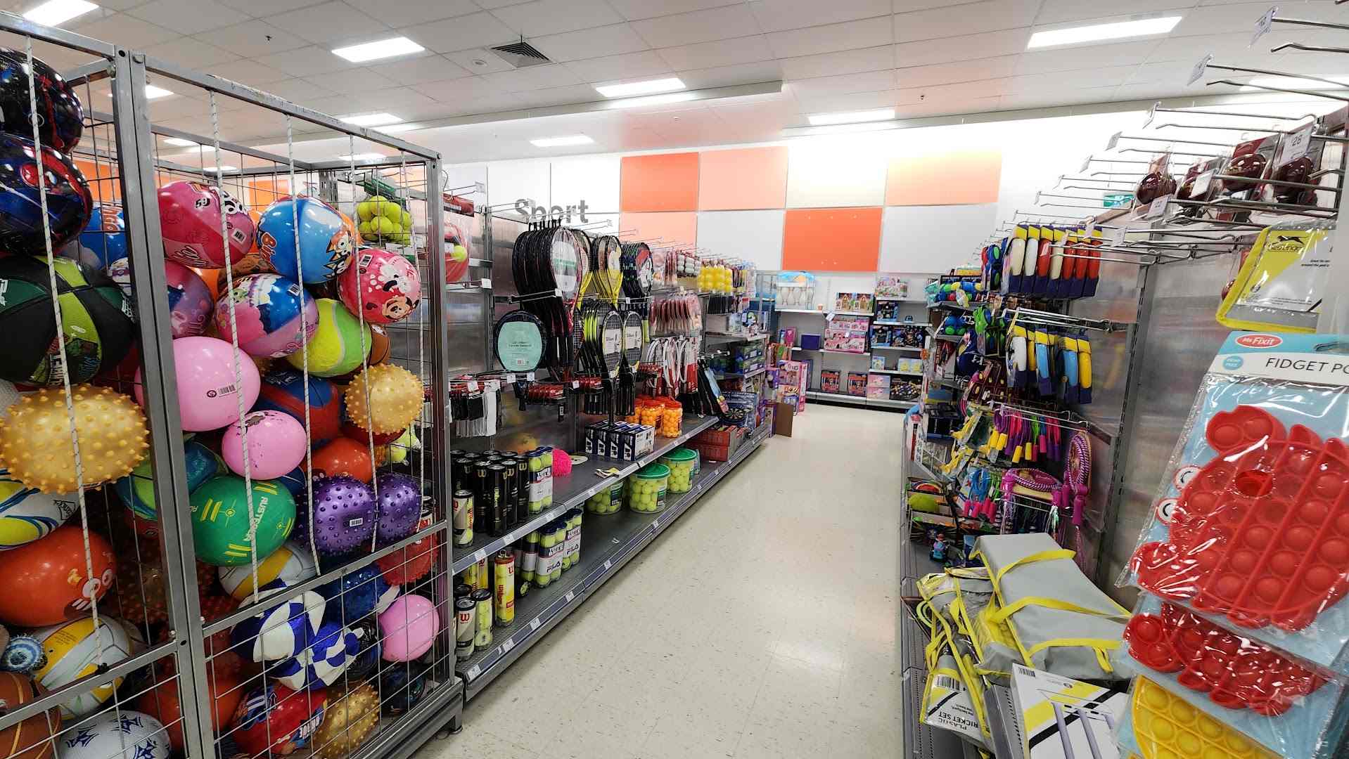 BIG W Craigieburn Interior