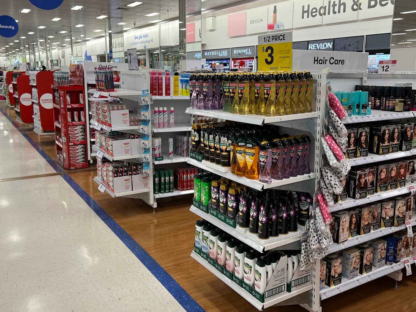 BIG W Rouse Hill Interior