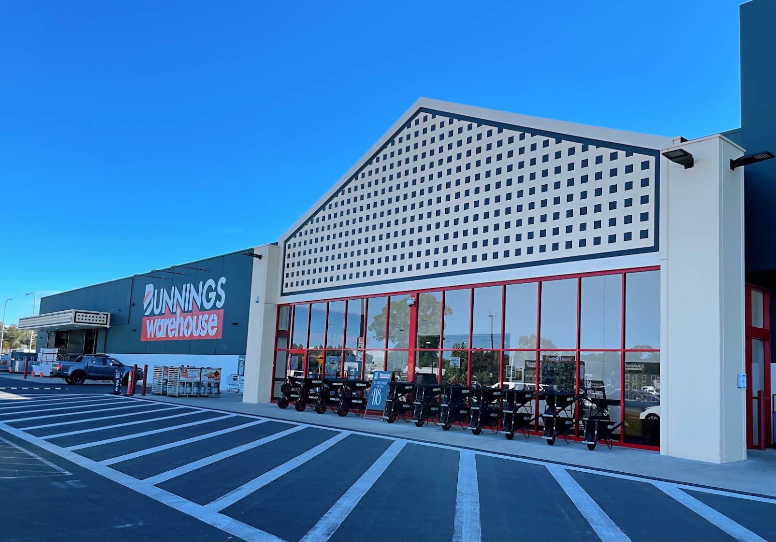 Bunnings Adelaide Airport
