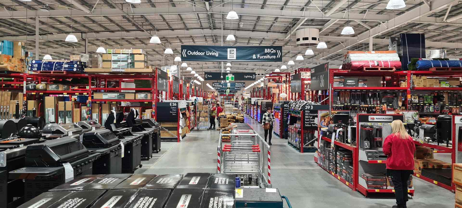 Bunnings Narre Warren Interior