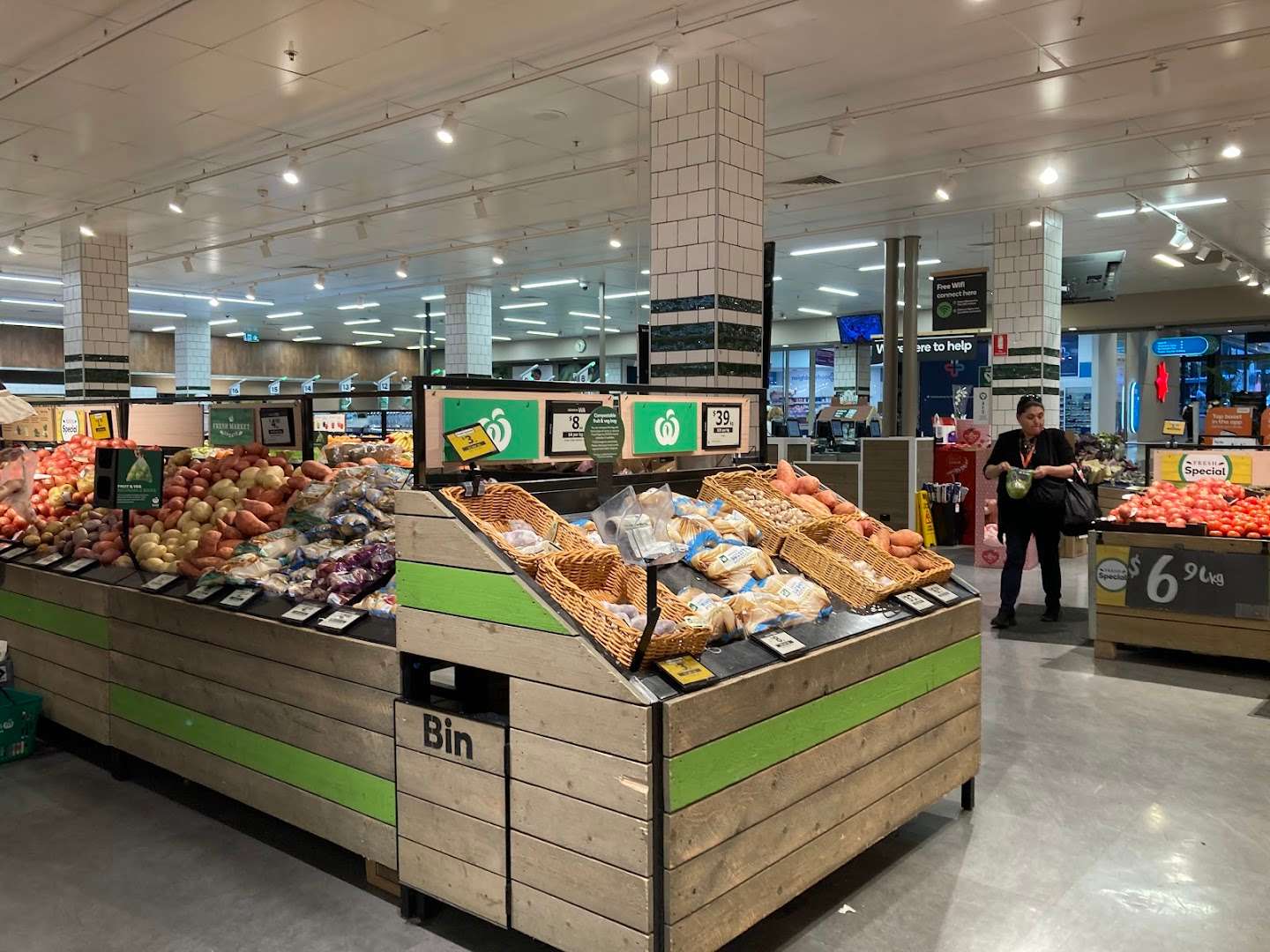 Woolworths St Georges Terrace Interior
