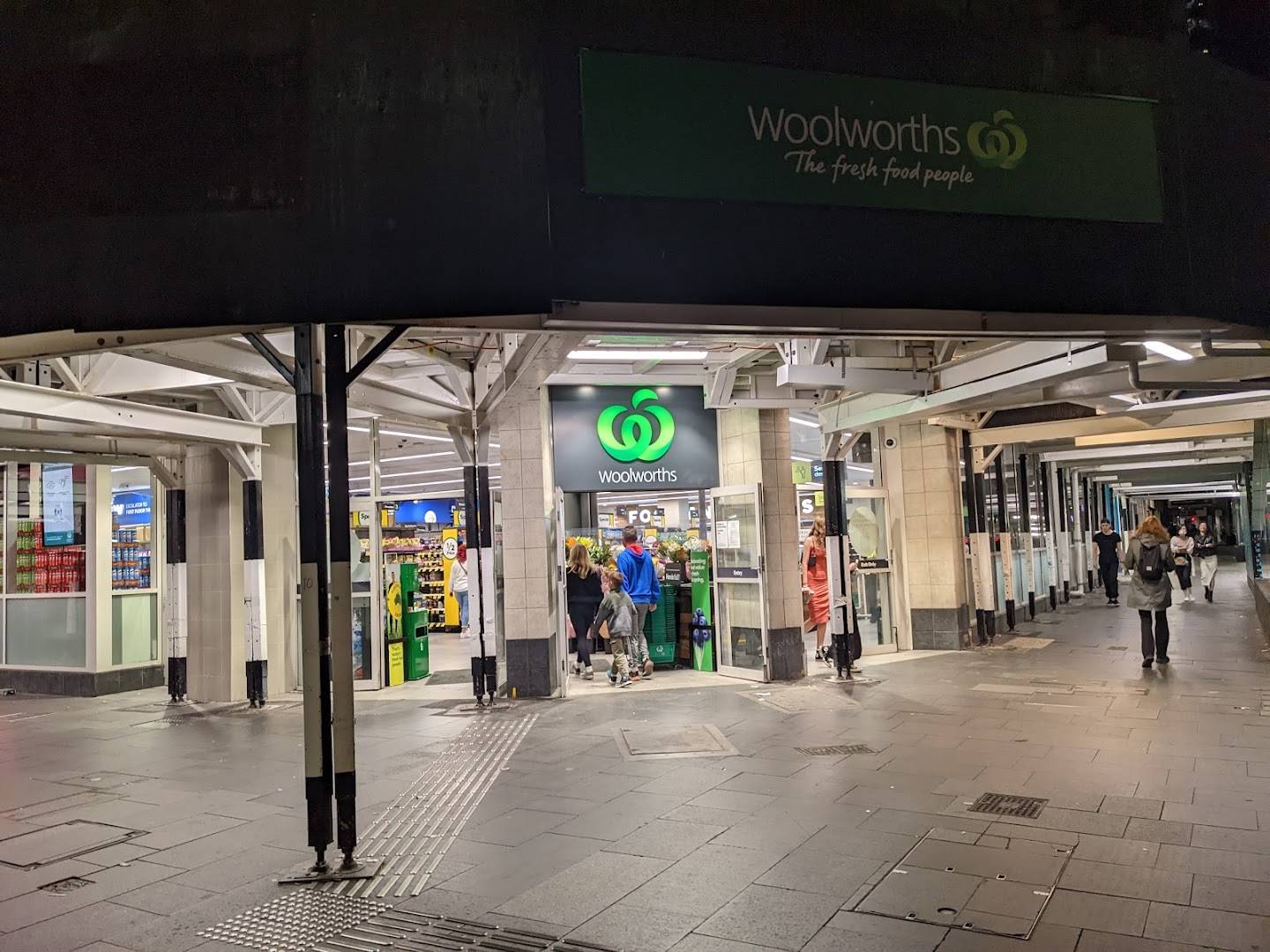 Woolworths Town Hall