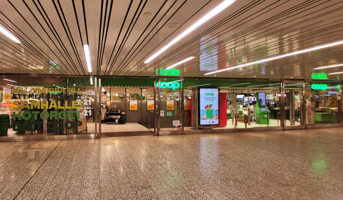 Coop Hötorget - Exteriör och Tunnelbaneentré