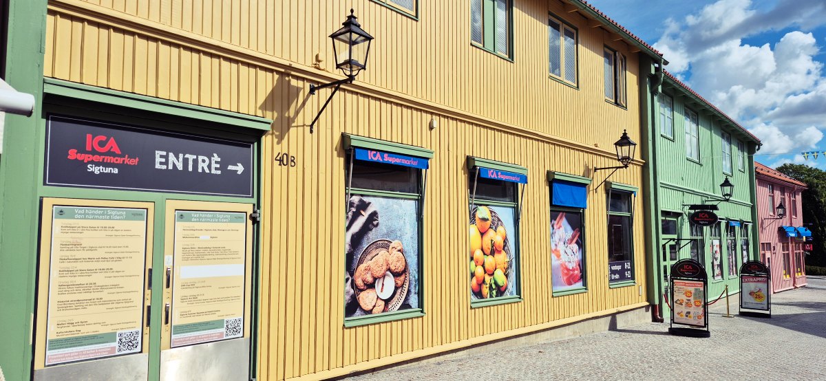 ICA Supermarket Sigtuna - Exteriör och Huvudentré