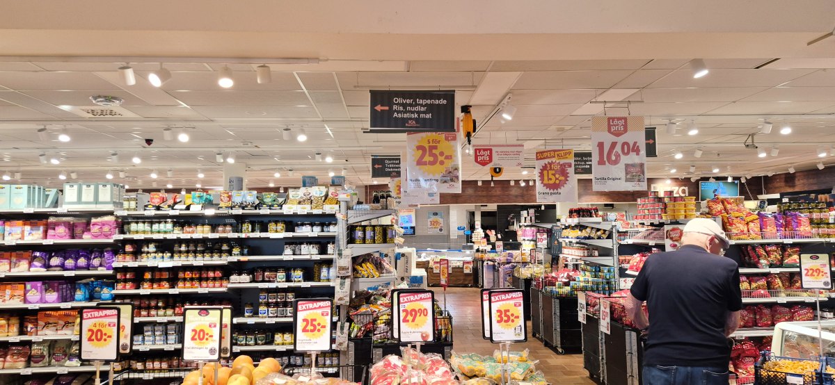 ICA Supermarket Sigtuna - Interiör och Gångar