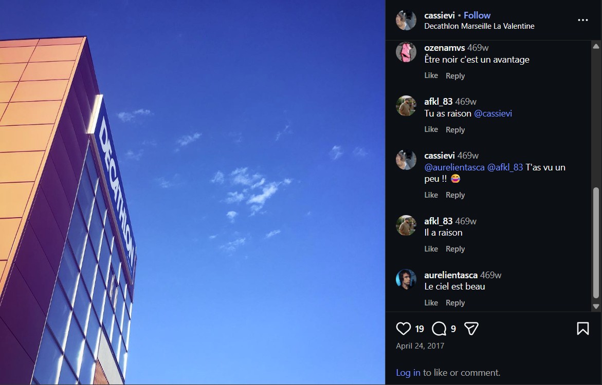 Instagram comment about Decathlon Marseille