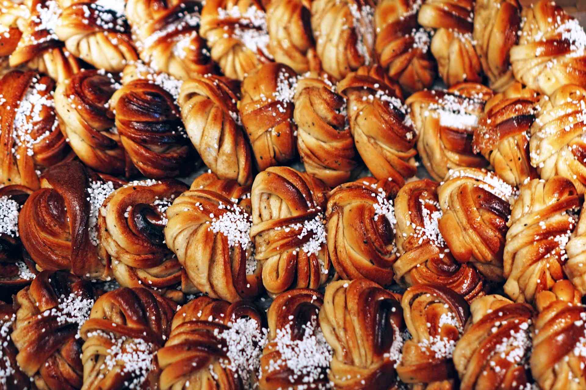 Homemade Swedish Kanelbullar Recept