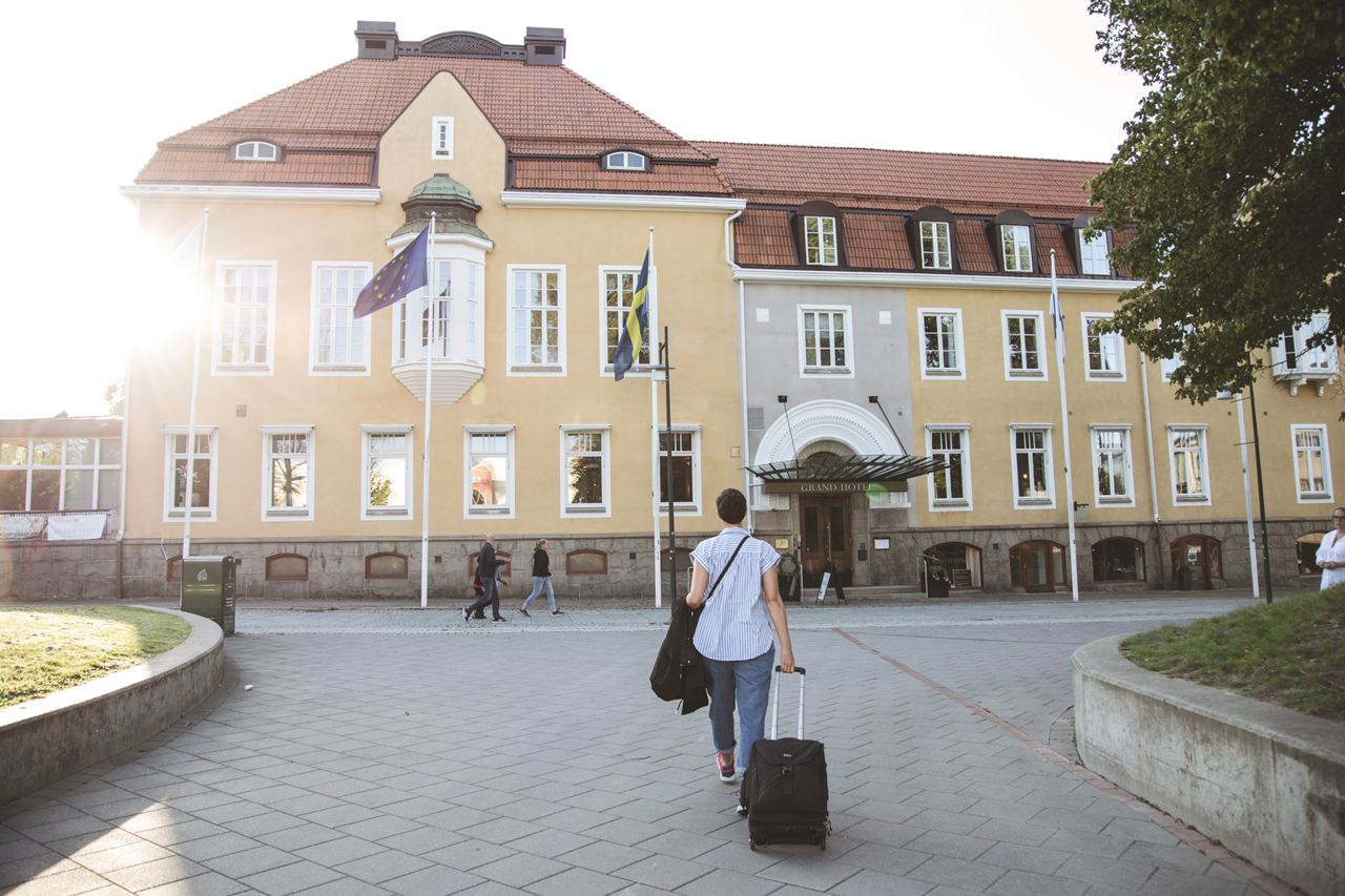 Lägenhetshotell: A Smarter, Cheaper Alternative to Renting in Stockholm