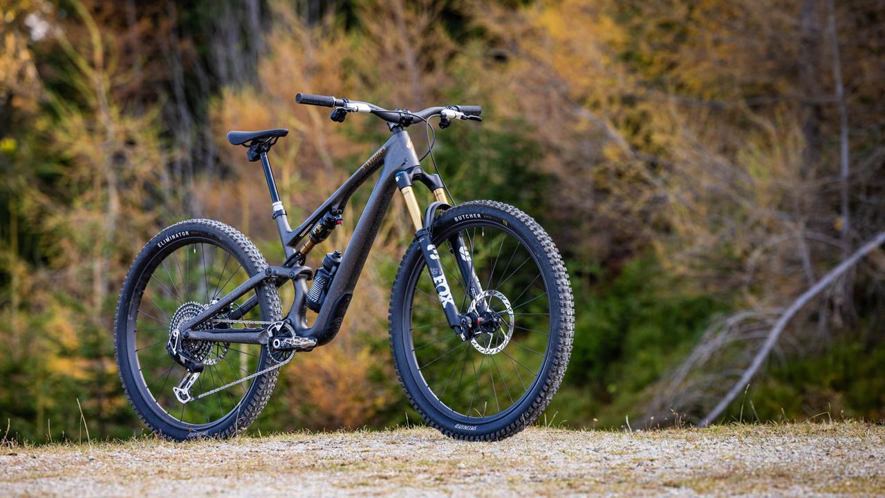 Why the Specialized Stumpjumper 15 is the Ultimate All-Around Trail Bike