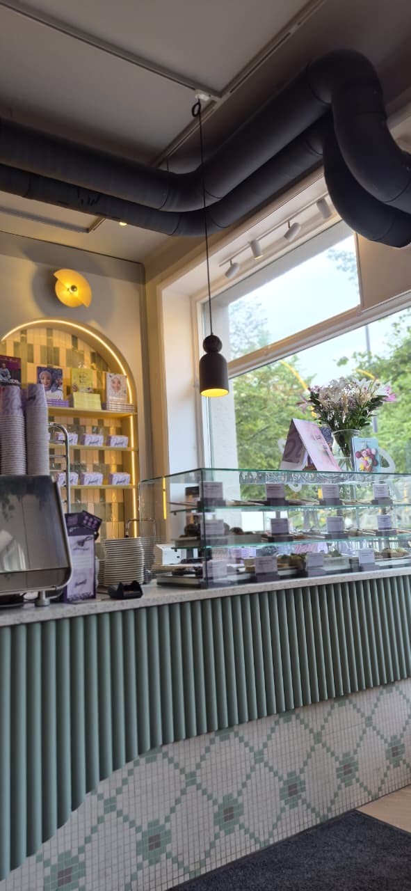 Best Halal Cookies and Cakes in Stockholm: Sweets by Camilla