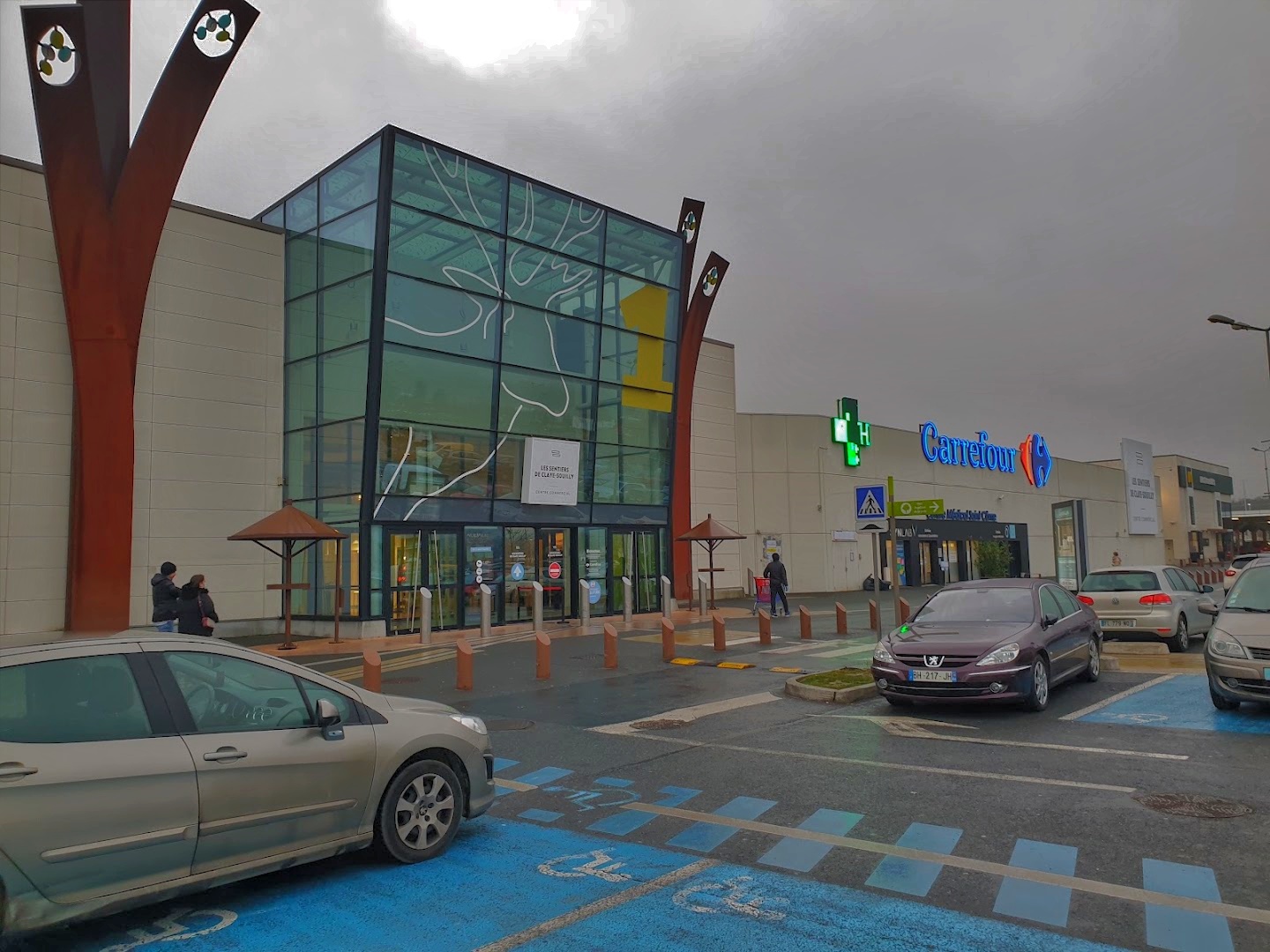Carrefour Claye Souilly