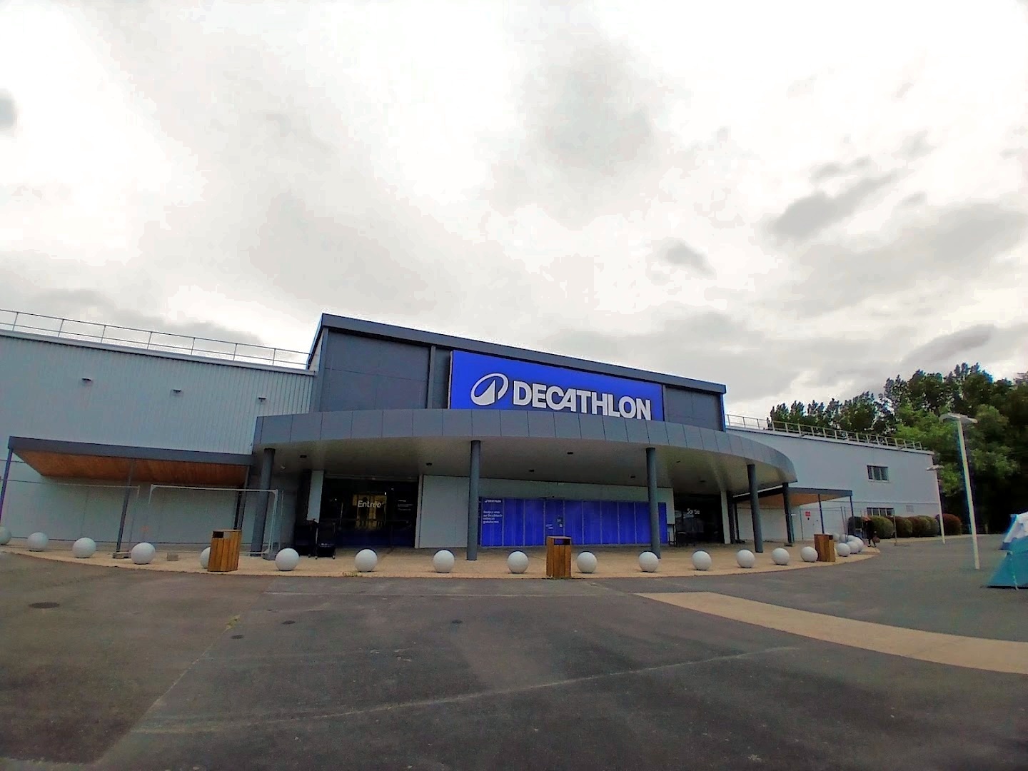 Bordeaux grand magasin - Decathlon - Bordeaux Lac
