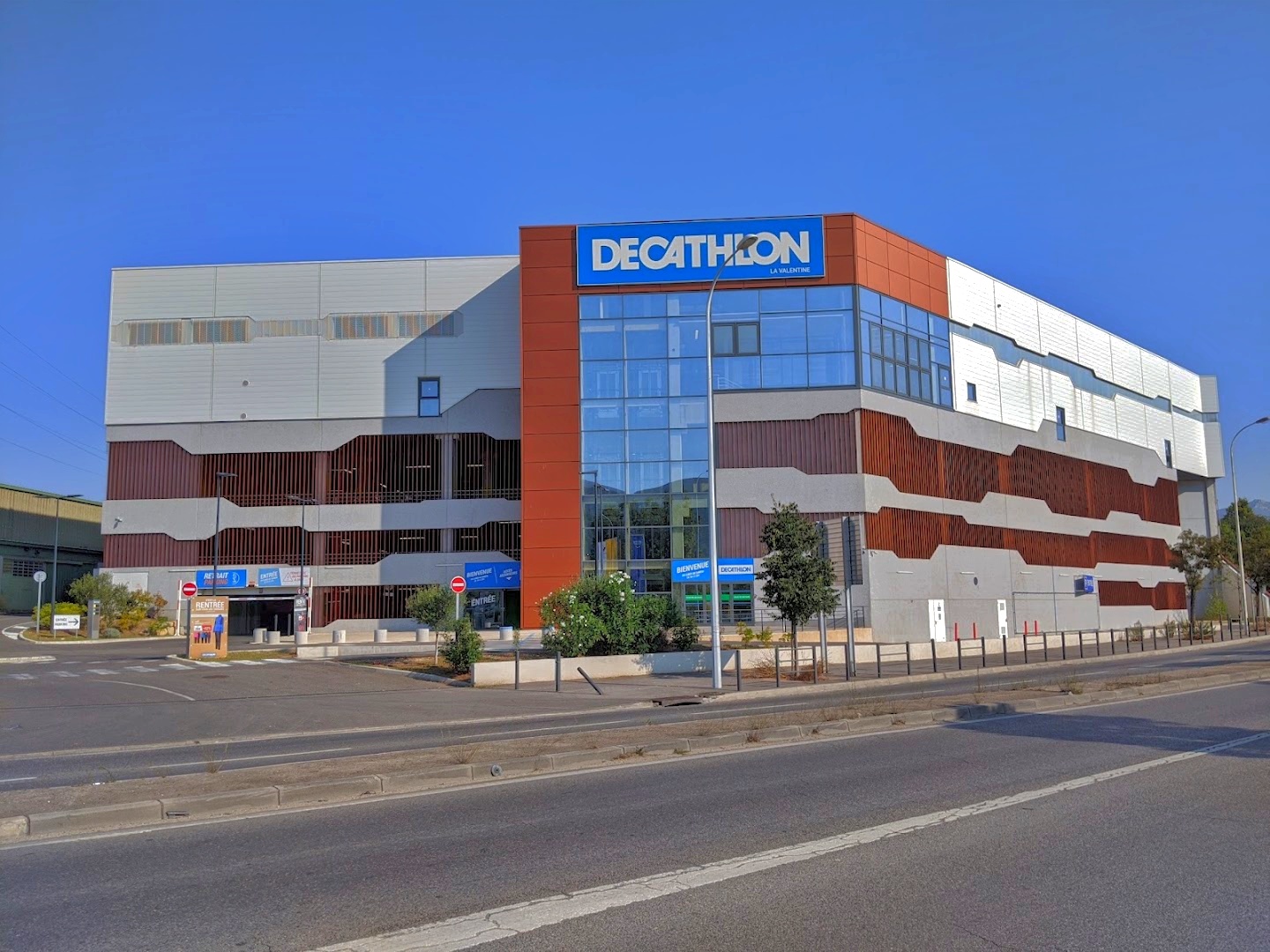 Decathlon Marseille La Valentine
