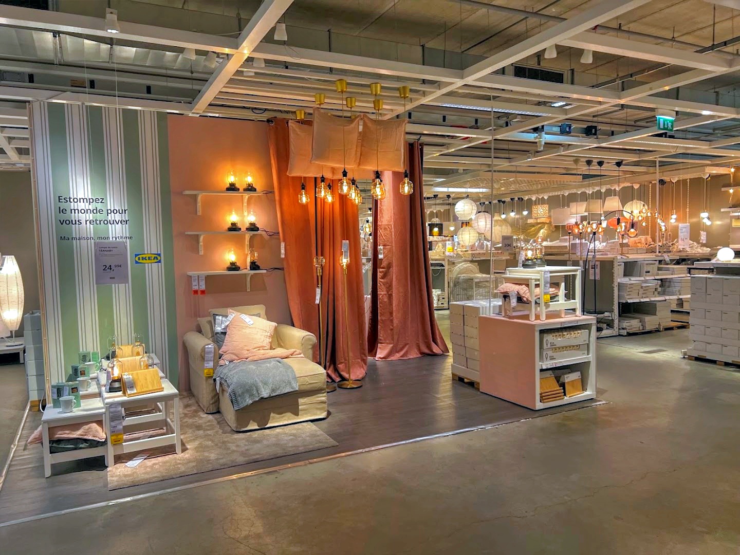 Intérieur du magasin IKEA Franconville