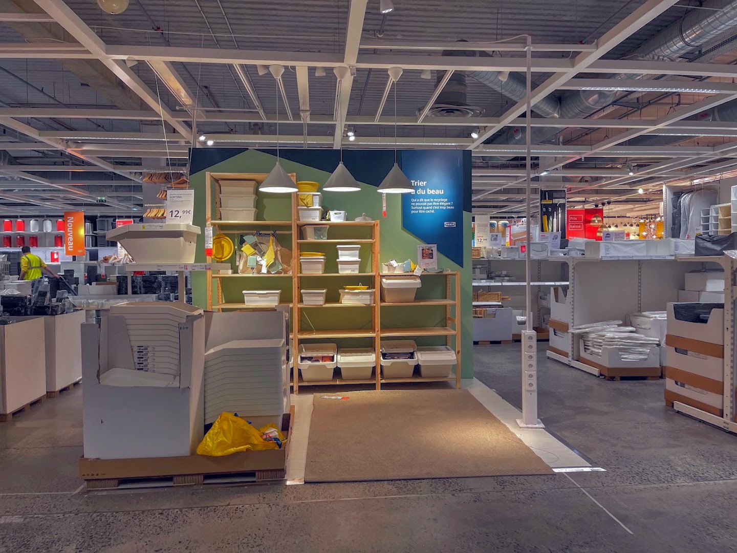 Intérieur du magasin IKEA Lille