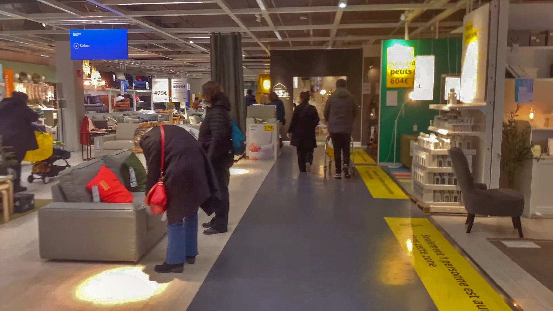 Intérieur du magasin IKEA Paris Nord Roissy