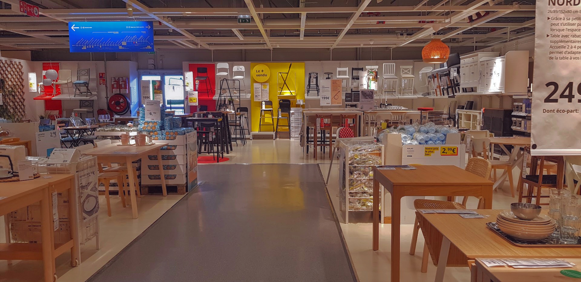 Intérieur du magasin IKEA Rennes Pacé