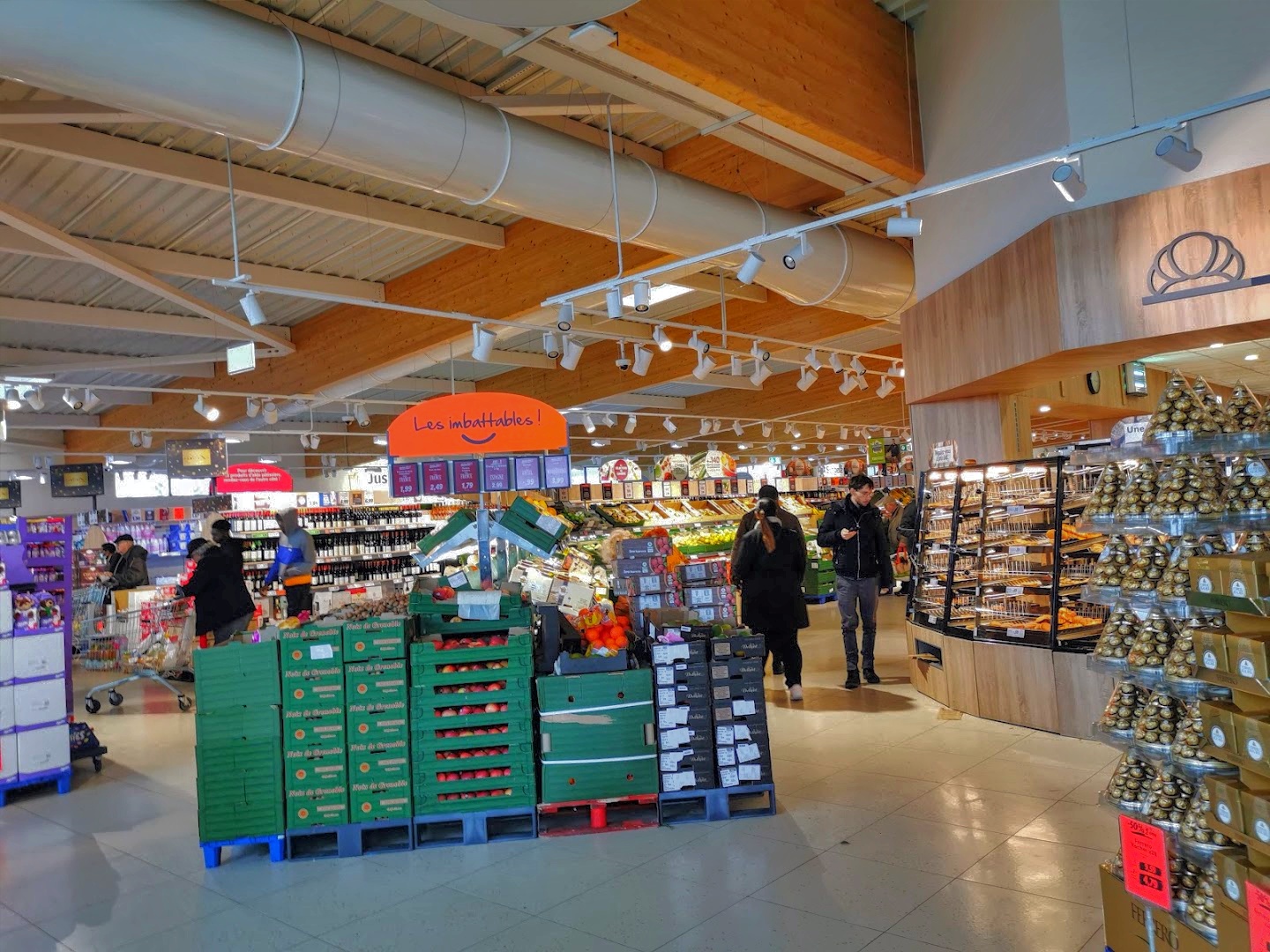 Intérieur du magasin LIDL 1388 rue de bernau