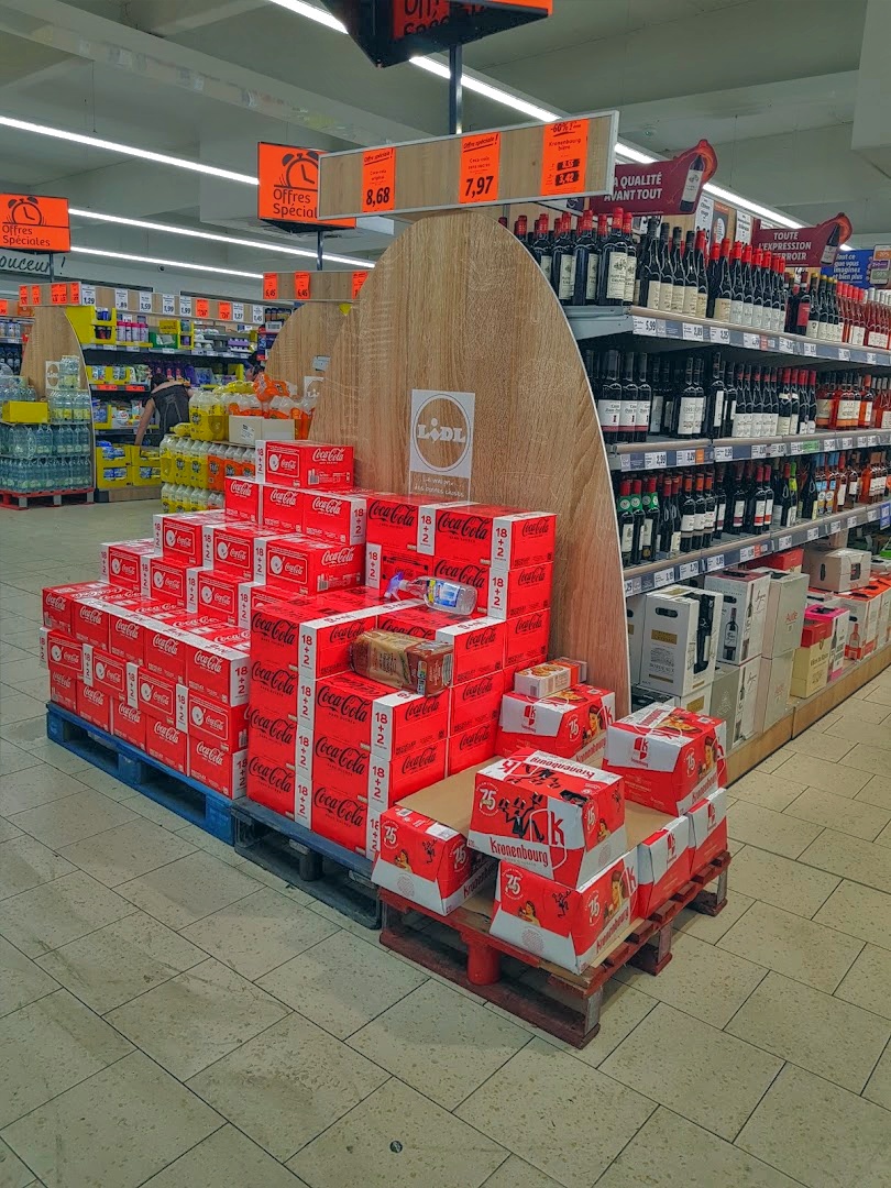 Intérieur du magasin LIDL Centre des Services Administratifs