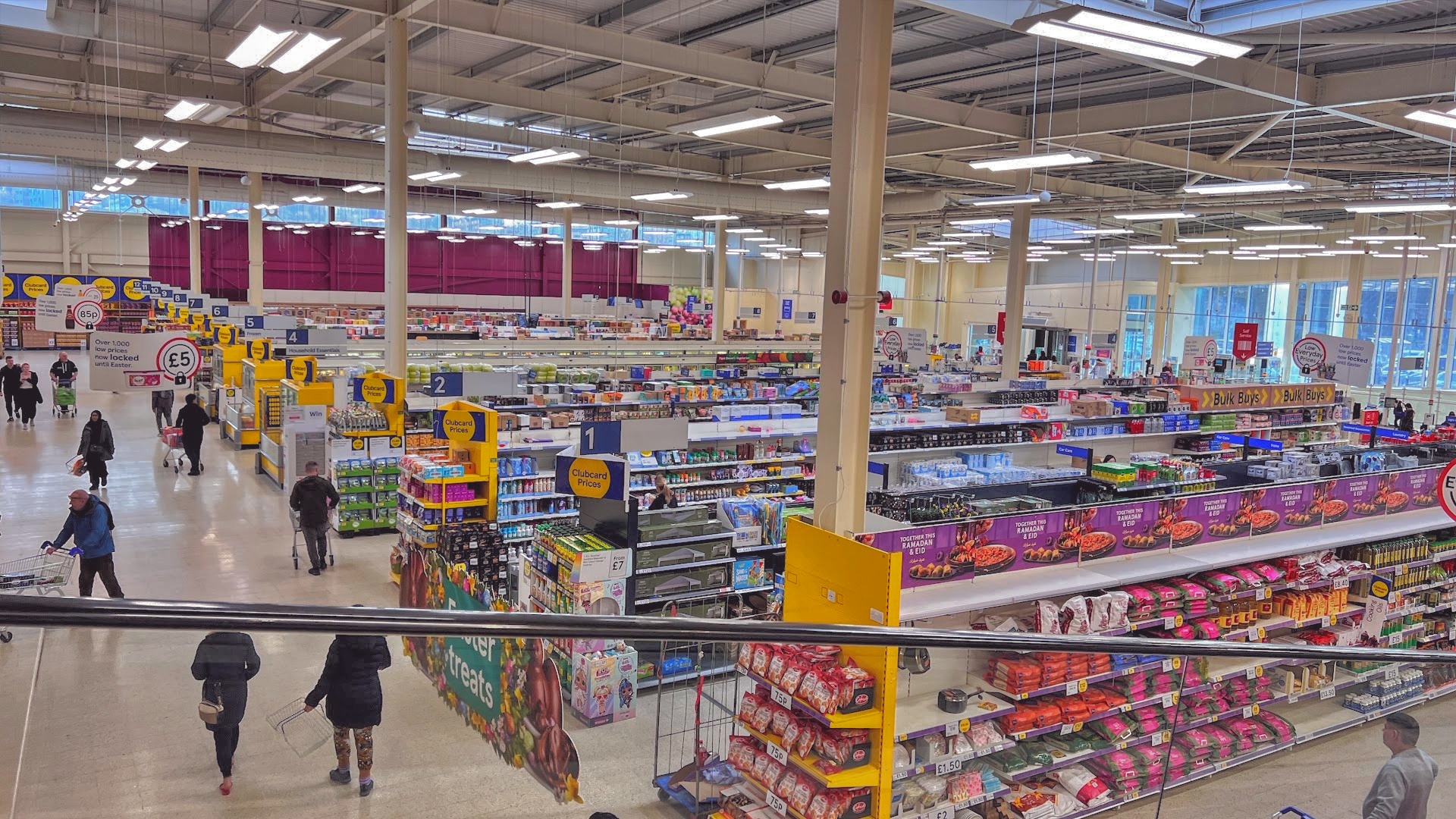 Tesco Extra Interior