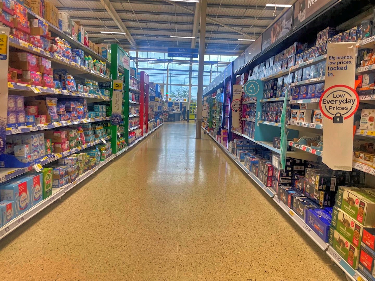 Tesco Extra Interior